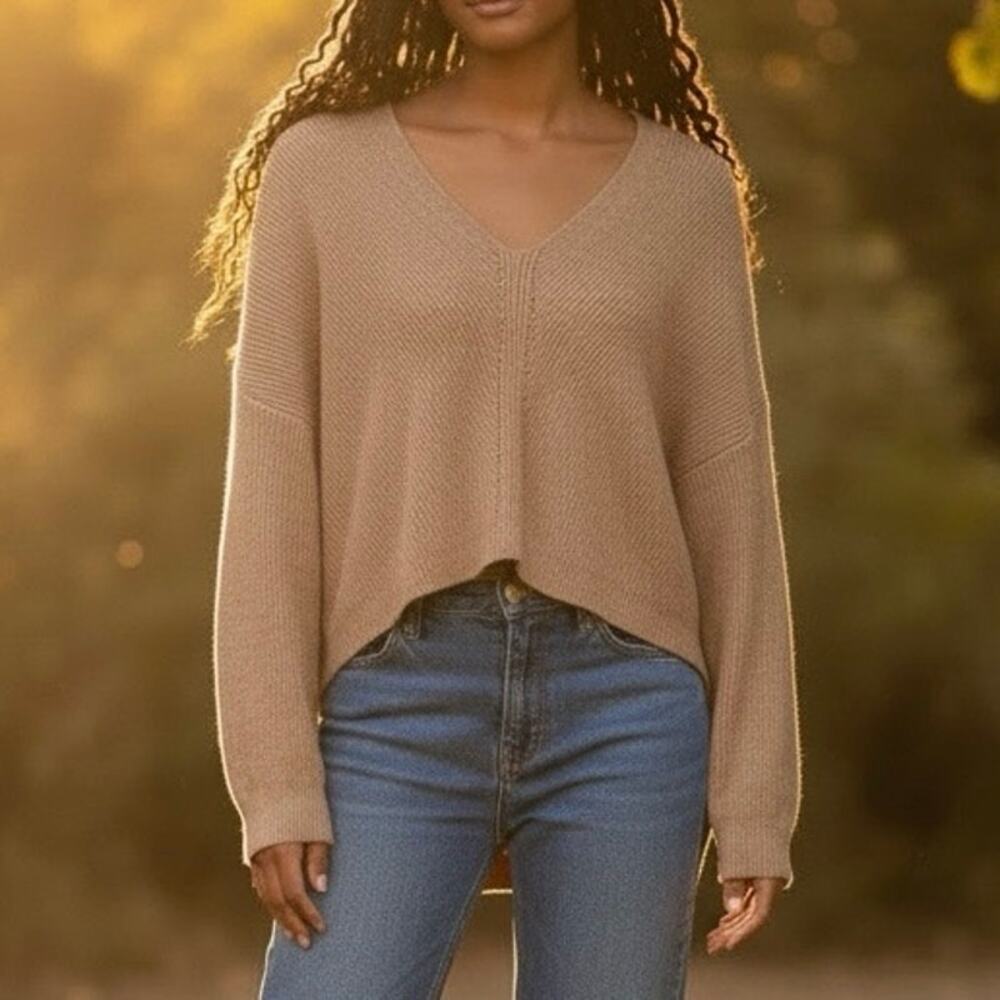 Shein light weight Tan V-neck sweater sz XL